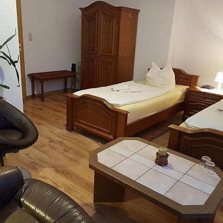 Landhaus Dargelin Hotel Behrenhoff Esterno foto